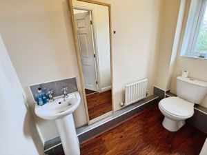 Guest wc- click for photo gallery